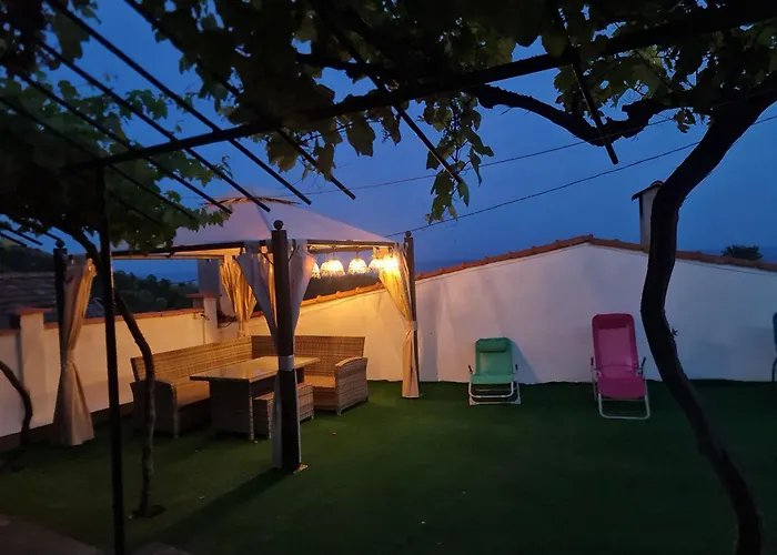 Holiday home евита - град