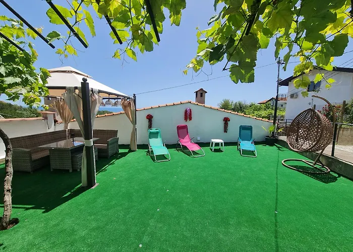 евита - град *